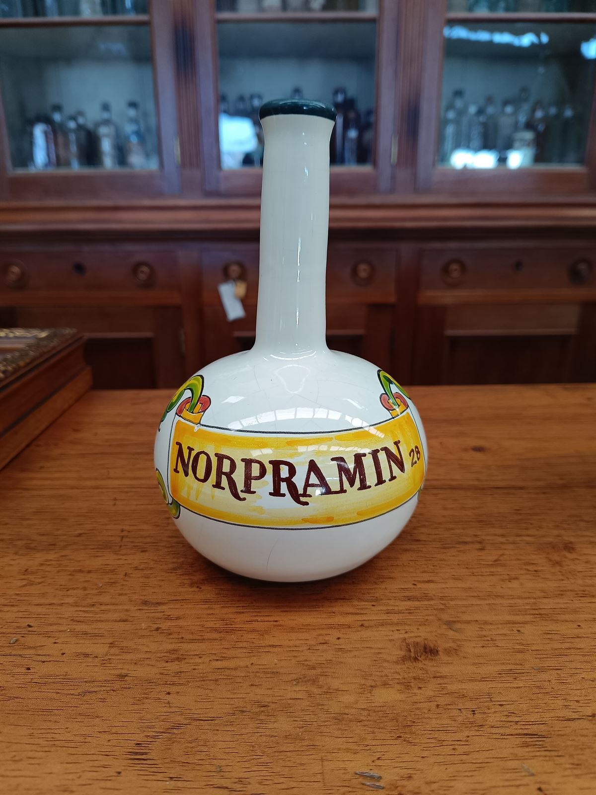 3 jarrones farmacia Norpramin - Imagen 5