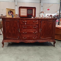 Aparador de castaño - Imagen 1