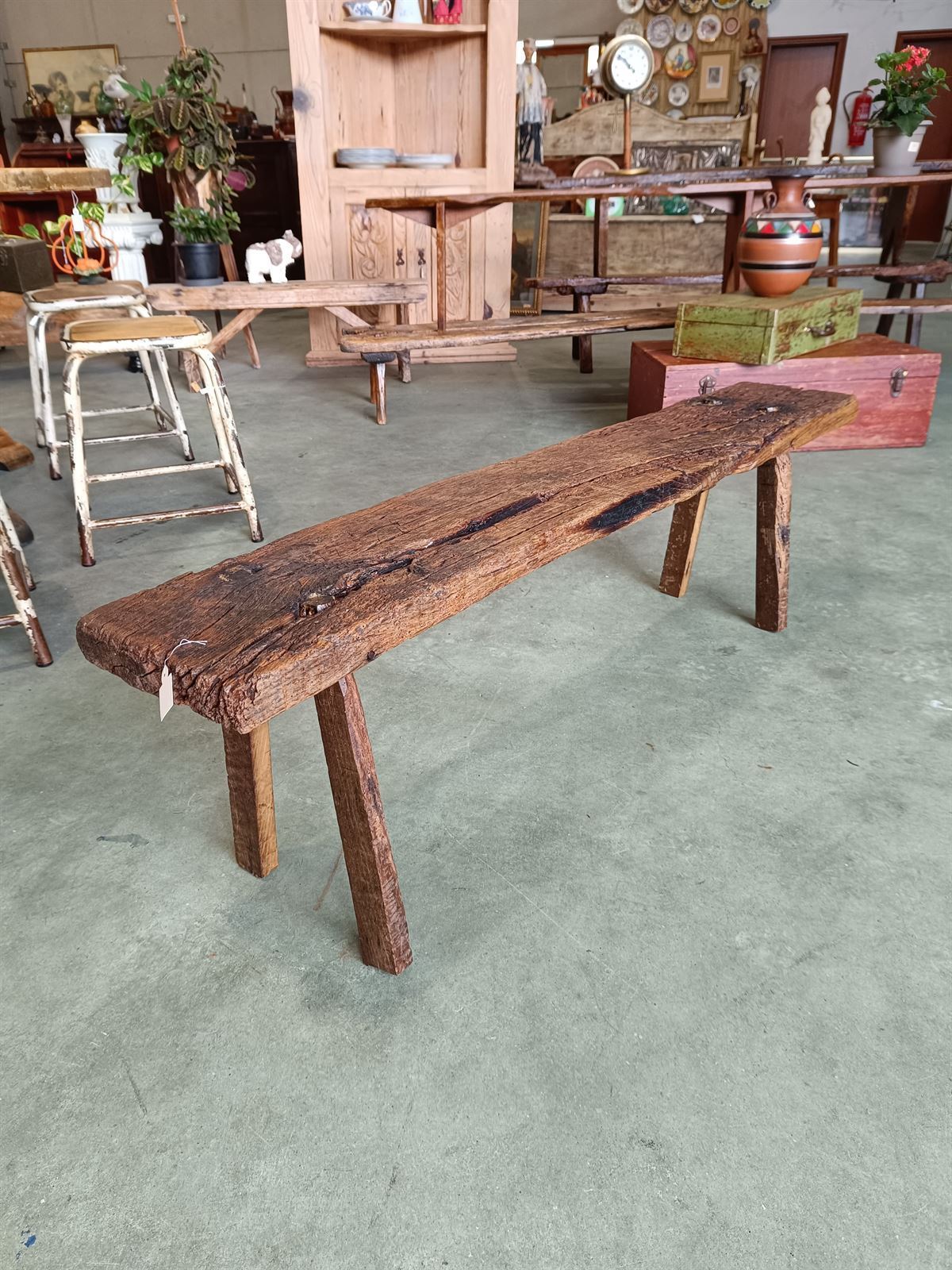 Banco antiguo de madera - Imagen 1