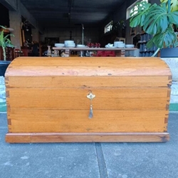 Baúl antiguo  madera maciza - Imagen 2