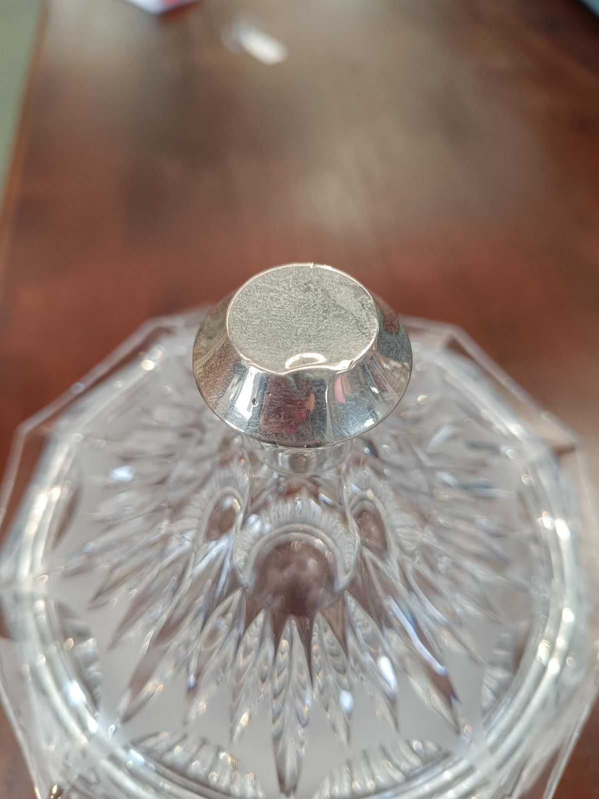 Bombonera de cristal tallado y plata - Imagen 3