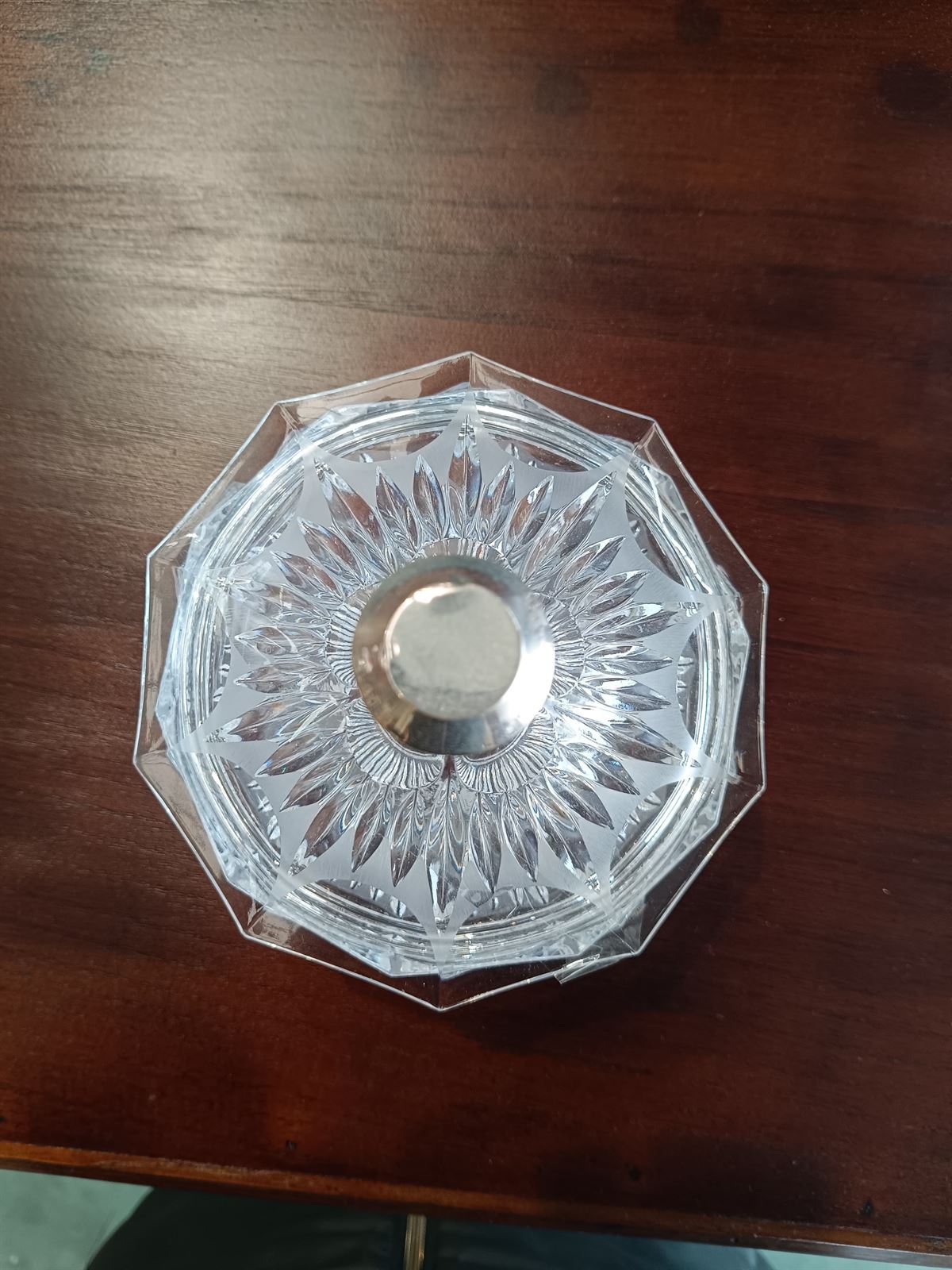 Bombonera de cristal tallado y plata - Imagen 5