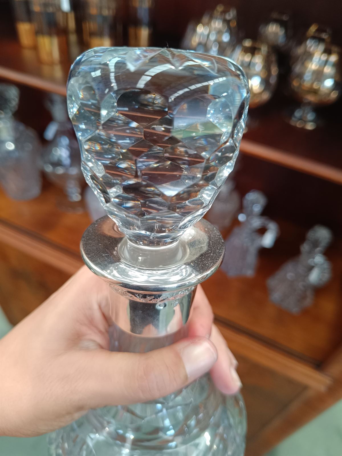 Botella licorera CR cristal y plata - Imagen 8