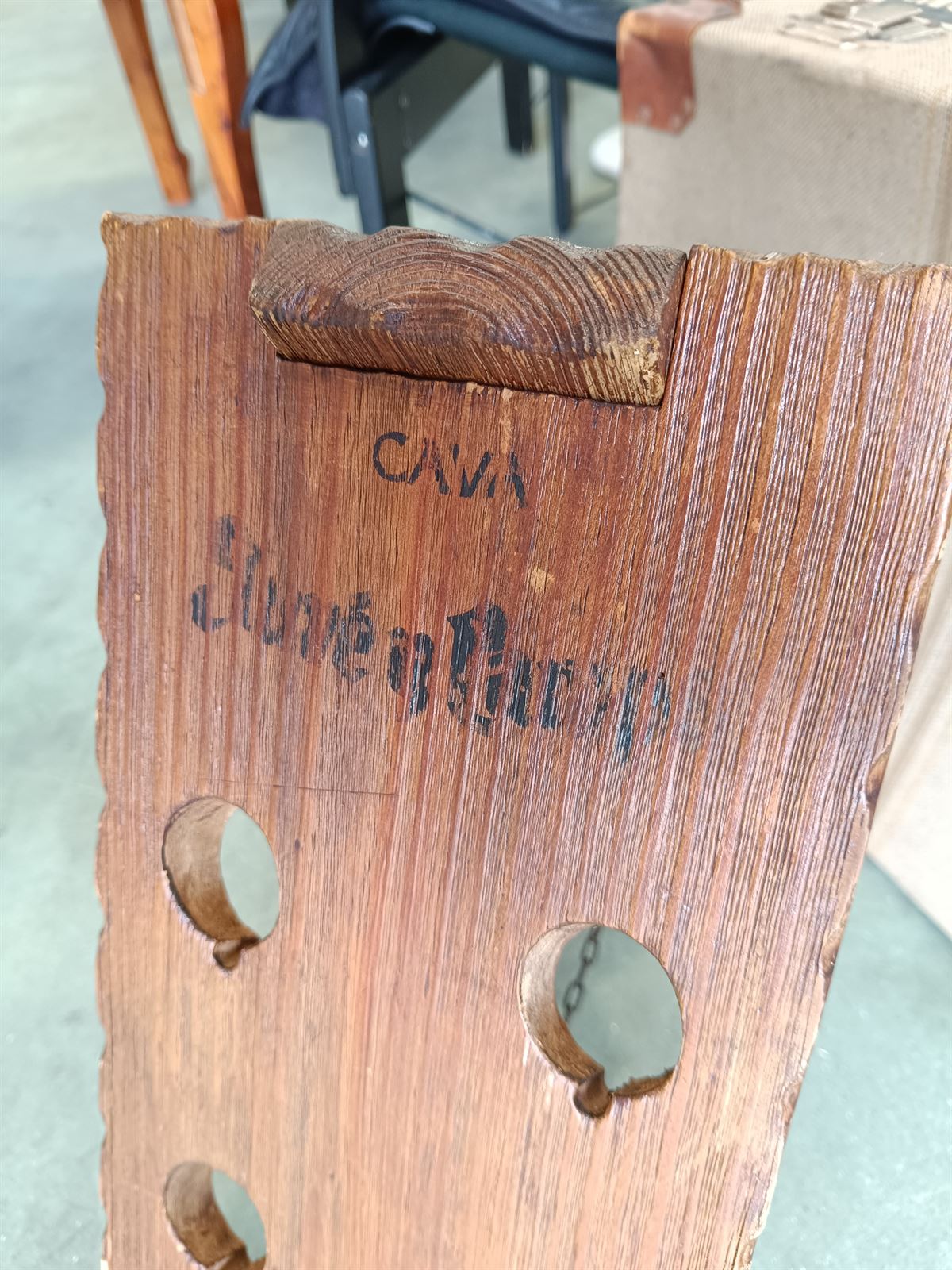 Botellero expositor de madera - Imagen 3