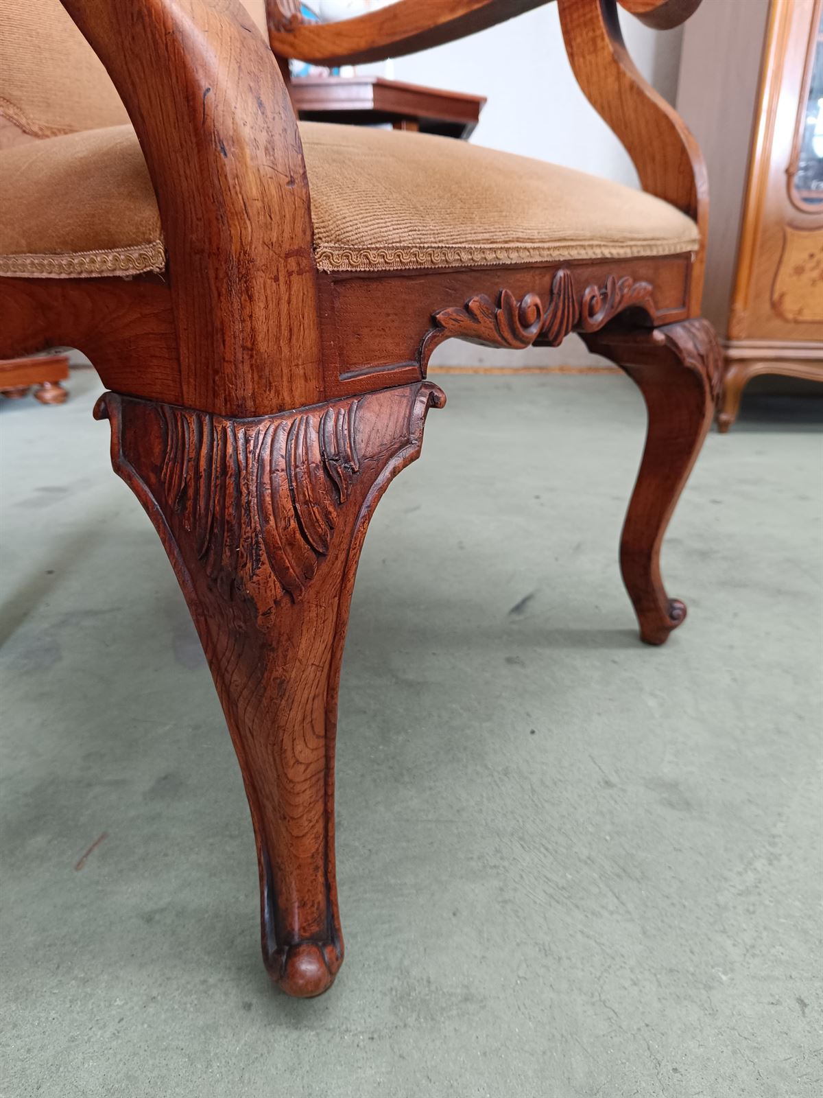 Butaca de despacho madera de castaño - Imagen 5