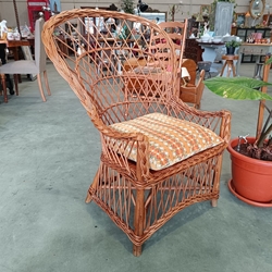 Butaca de mimbre con cojín - Imagen 1