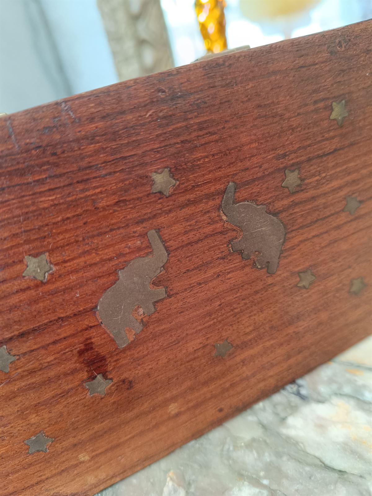 Caja de madera elefantes y estrellas - Imagen 3
