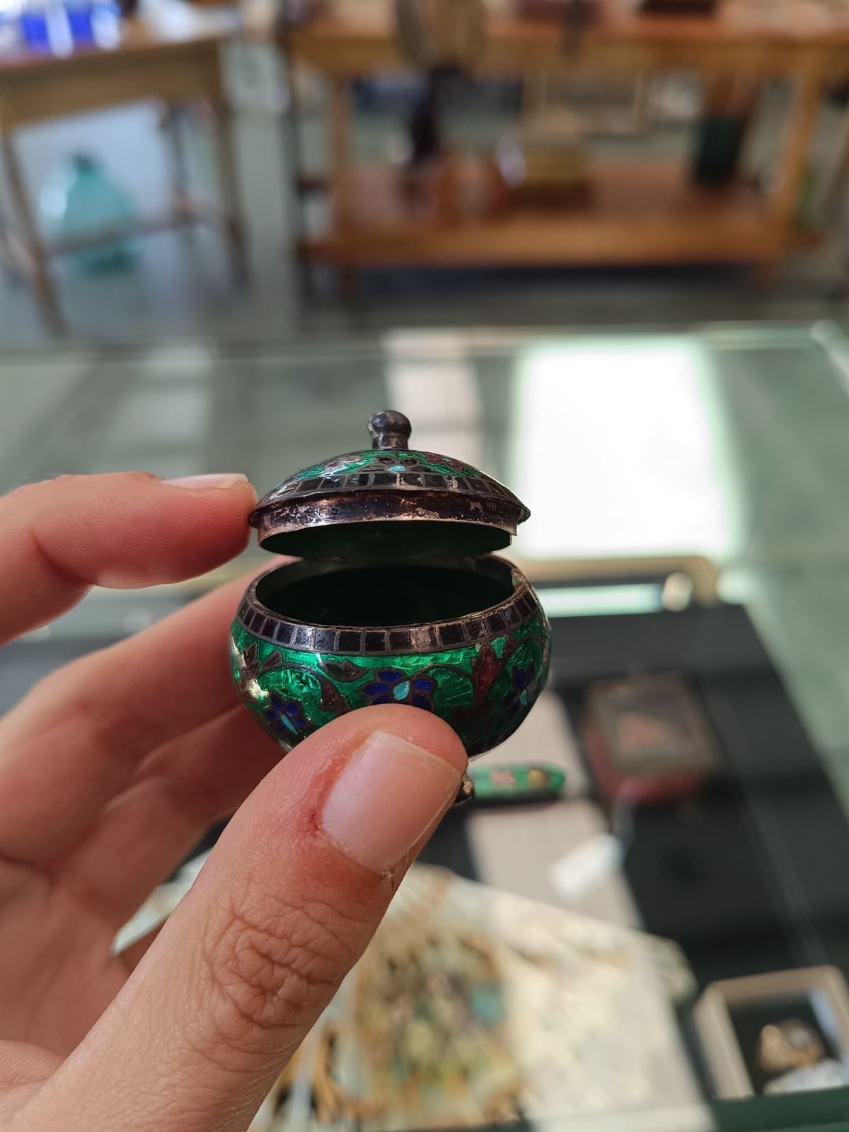 Caja salero indio de plata y cloisonne - Imagen 10