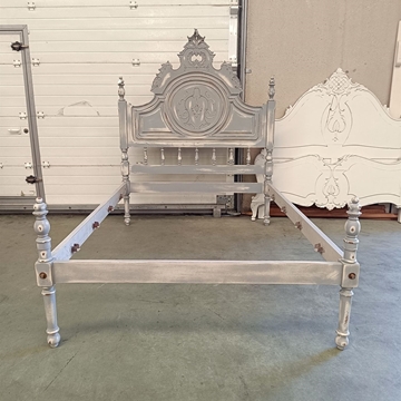 Cama de castaño macizo - Imagen 2