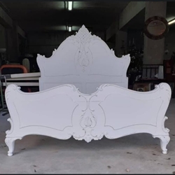 Cama lacada en blanco envejecido - Imagen 2