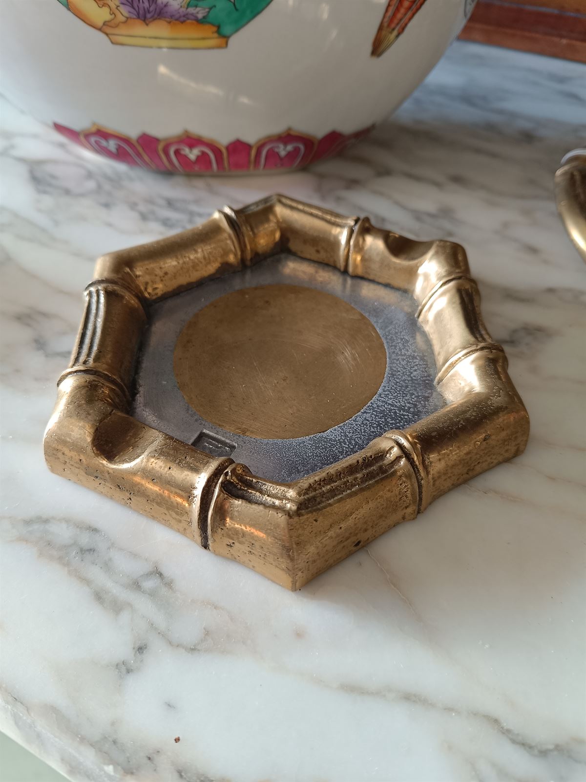 Cenicero diseño de David Marshall - Imagen 1