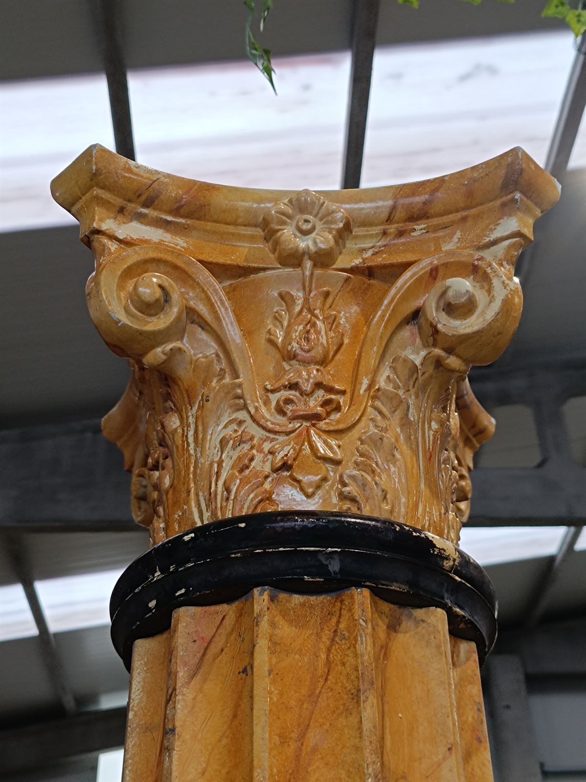 Columna decorativa atrezzo - Imagen 6