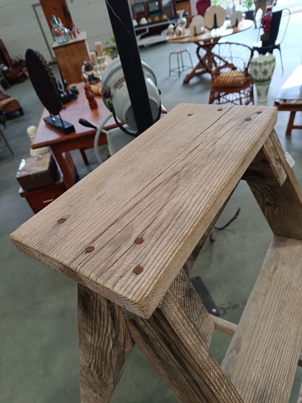 Escalera antigua de madera - Imagen 4