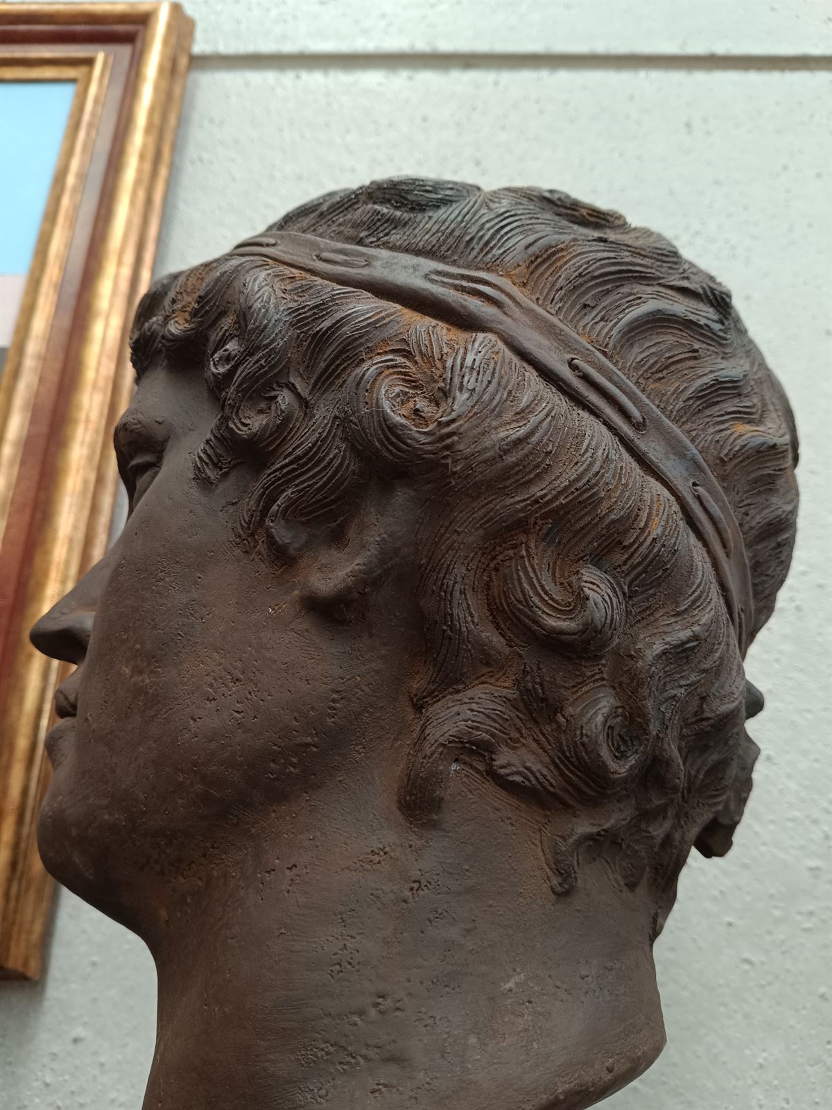 Escultura busto de varón griego - Imagen 5