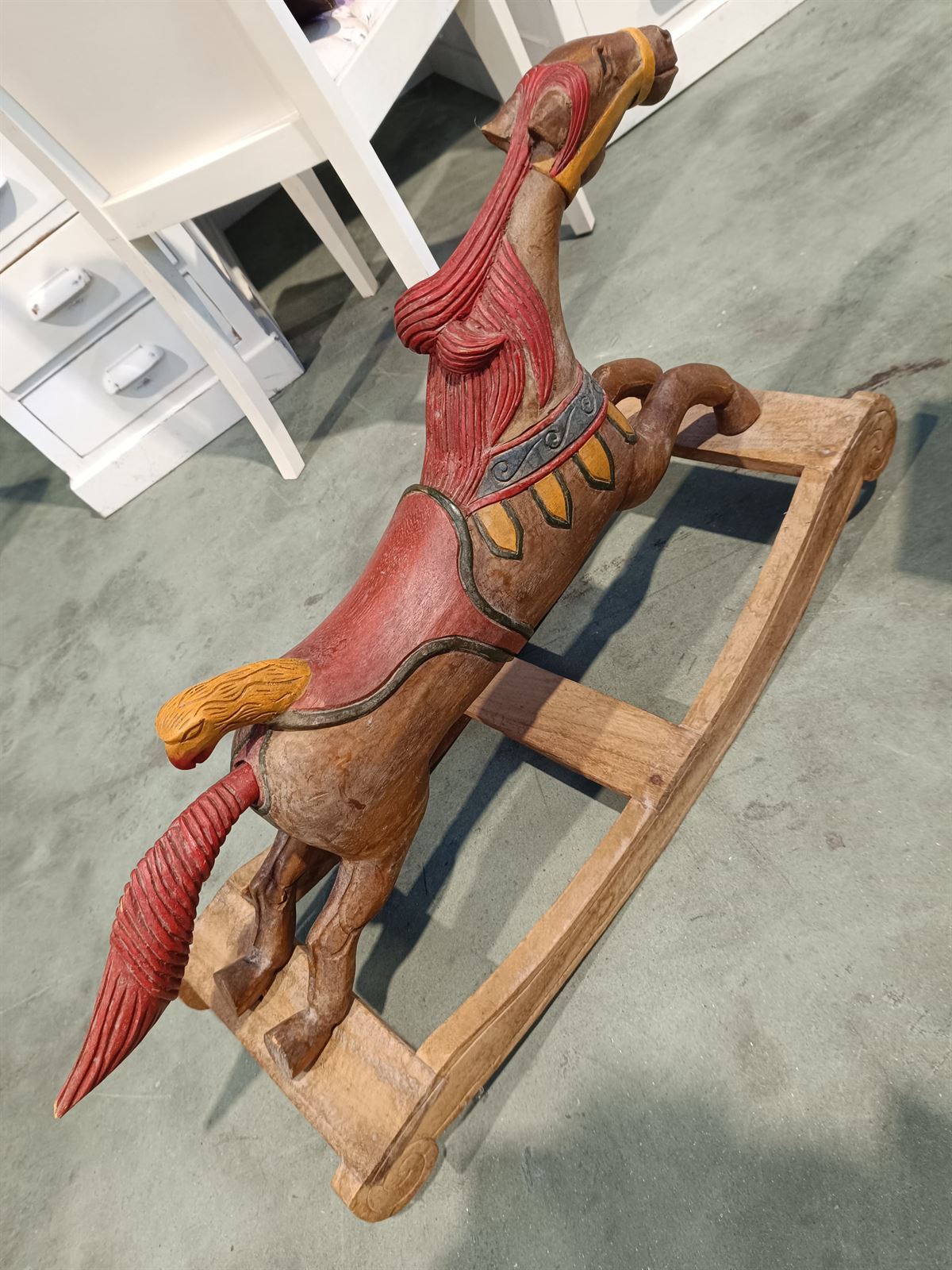 Escultura caballo balancín de madera - Imagen 6