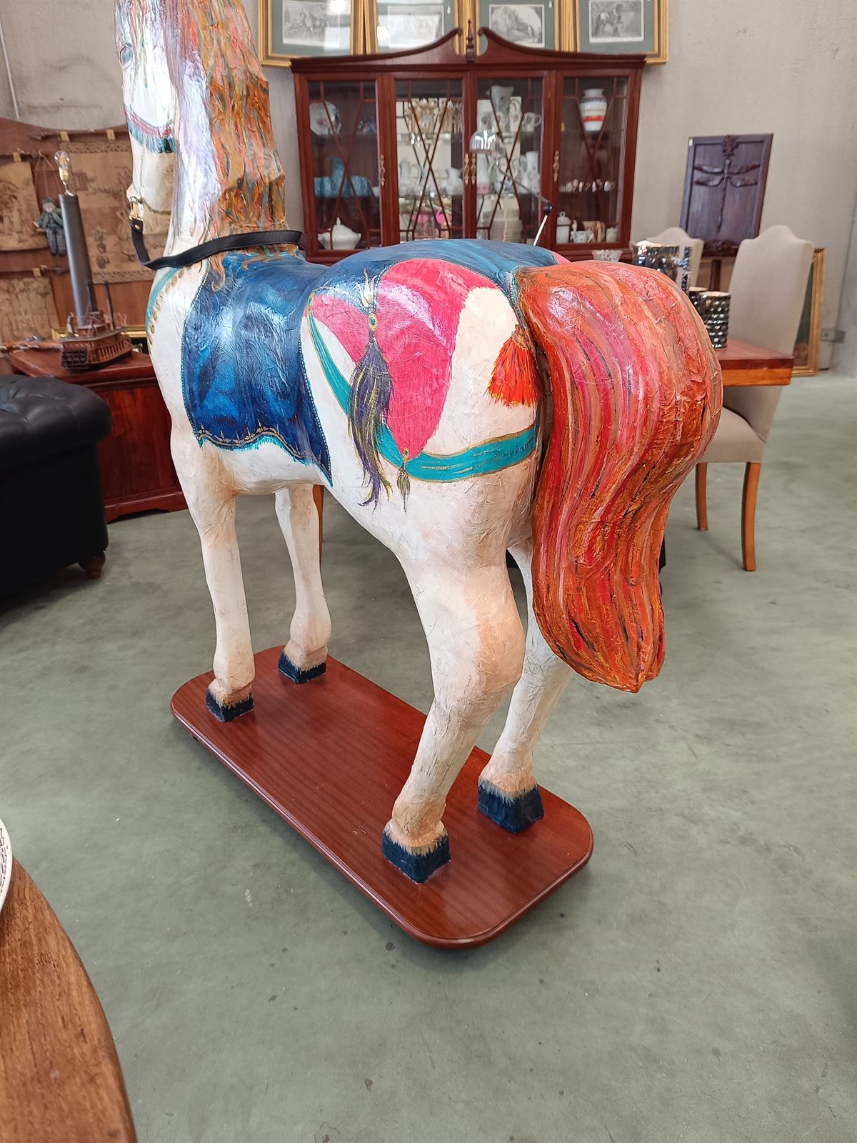 Escultura caballo de madera y papel maché - Imagen 4