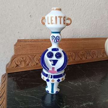 Figura "A Leiteira" porcelana de Sargadelos - Imagen 1