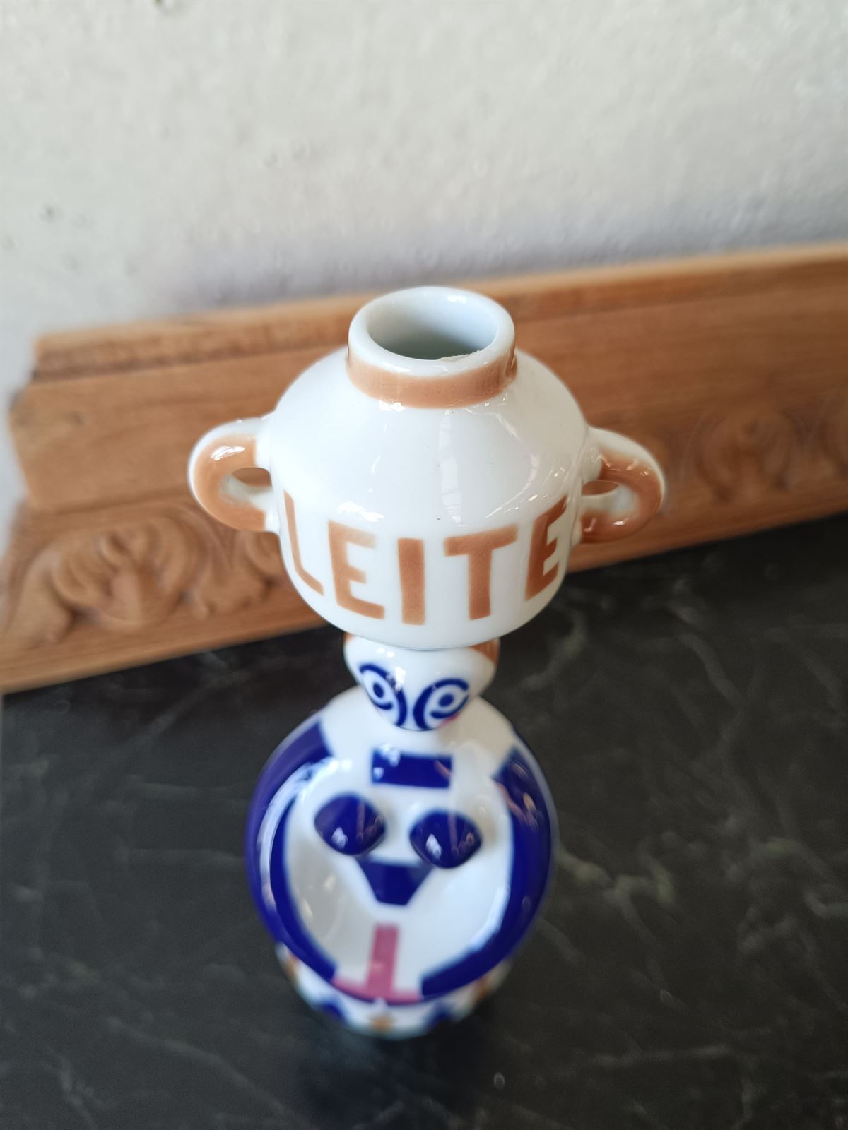 Figura "A Leiteira" porcelana de Sargadelos - Imagen 3
