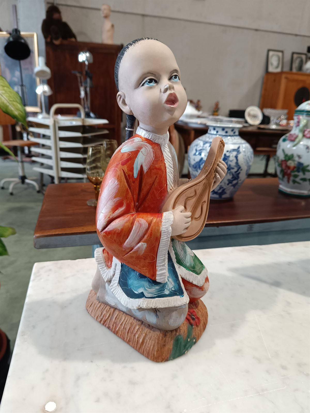 Figura oriental años 70 - Imagen 1
