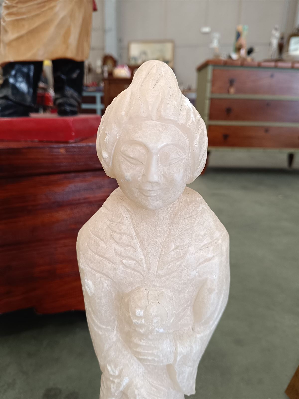 Figura oriental de alabastro - Imagen 2