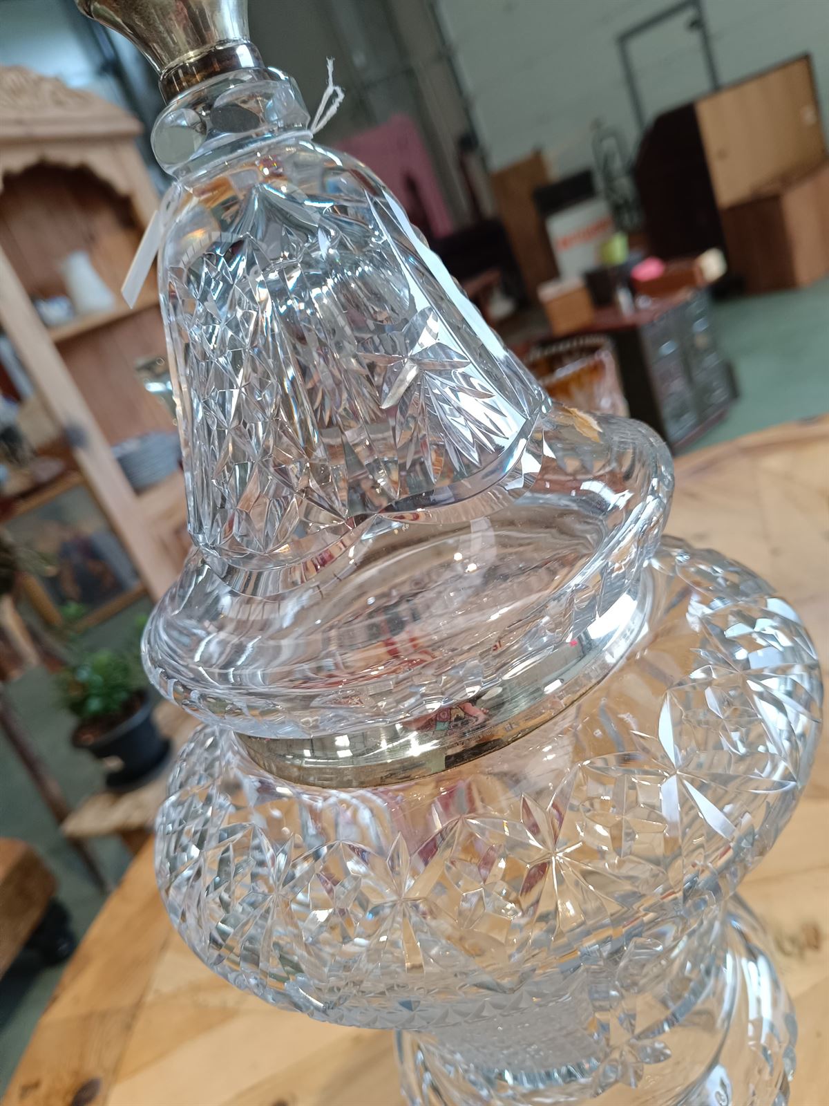 Gran bombonera de cristal y plata - Imagen 7