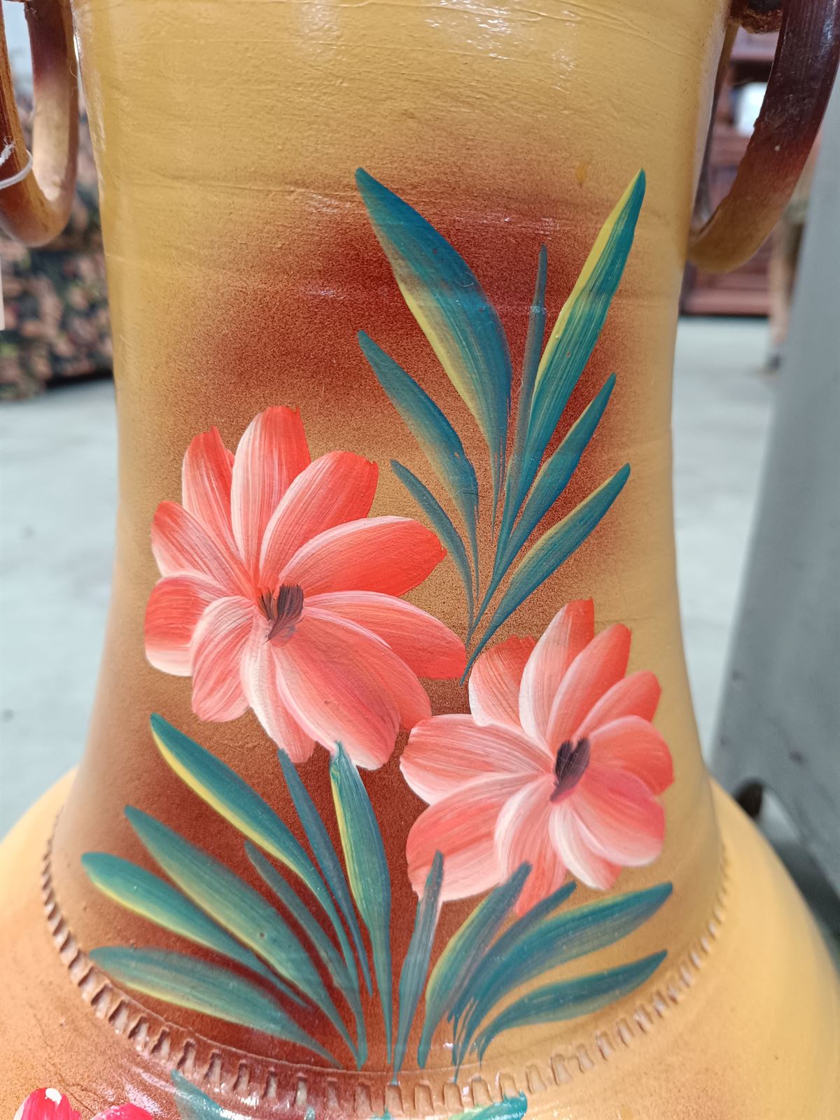 Gran jarrón pintado a mano - Imagen 2