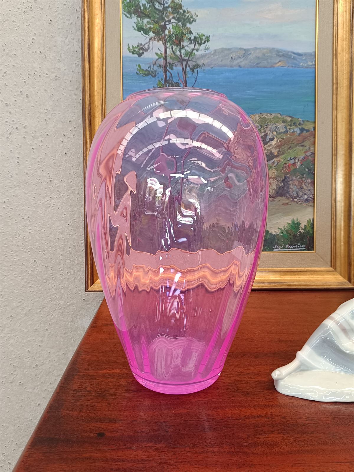 Gran jarrón rosa de cristal - Imagen 1