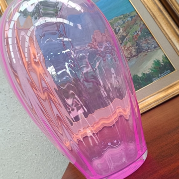 Gran jarrón rosa de cristal - Imagen 2