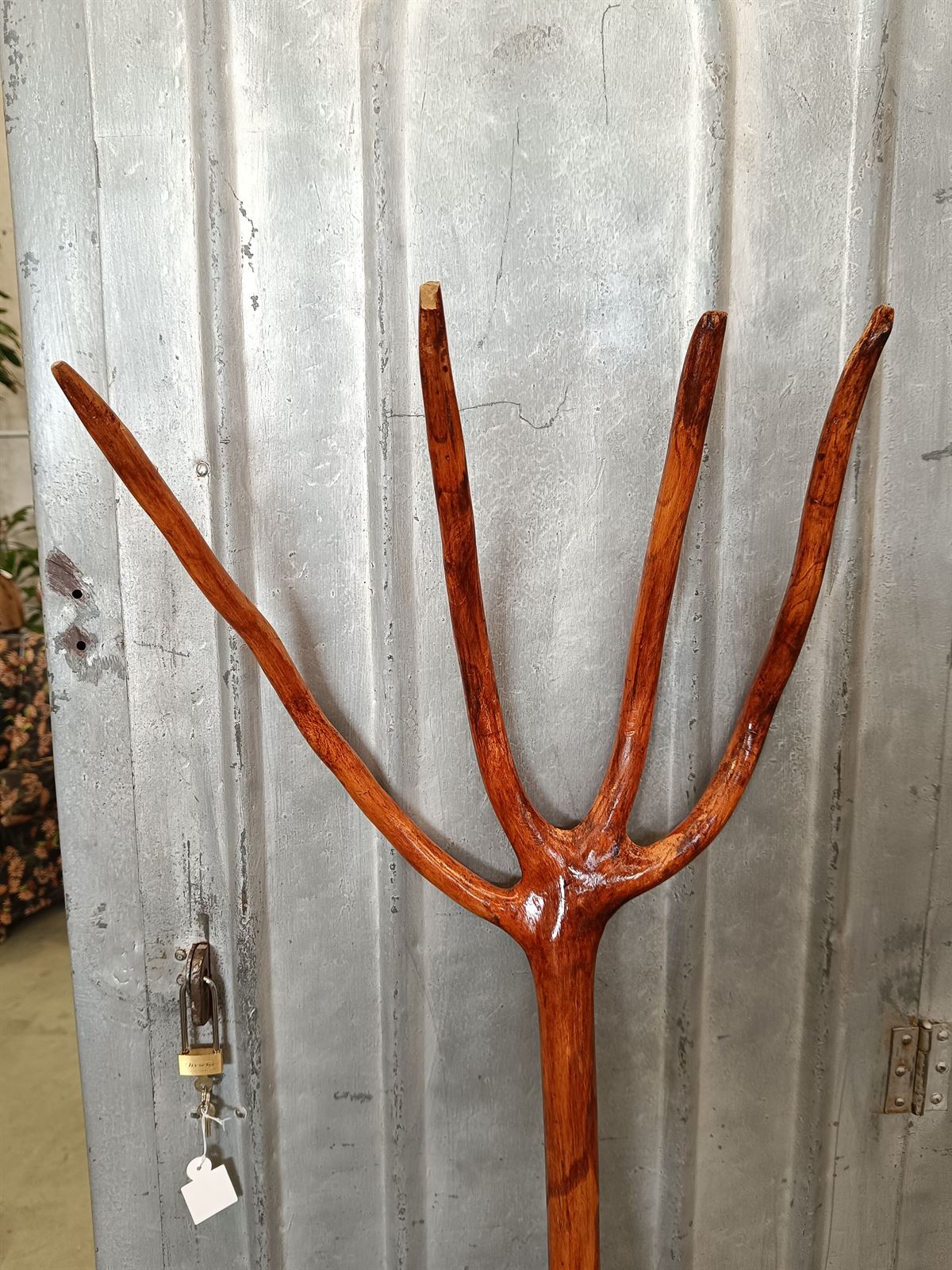 Horca antigua de madera - Imagen 3