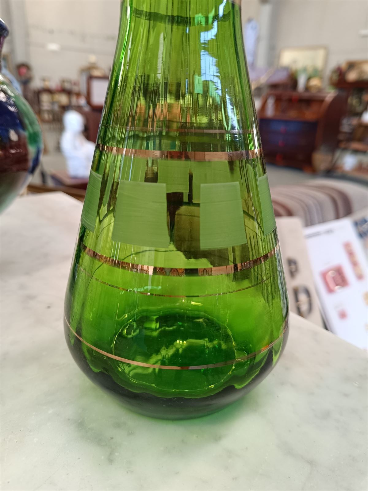 Jarrón Florero cristal verde y dorado - Imagen 2