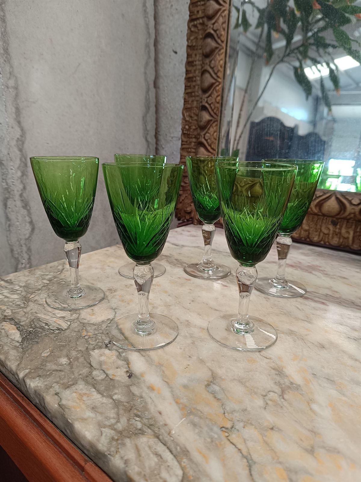 Juego de copas verdes años 70 - Imagen 1