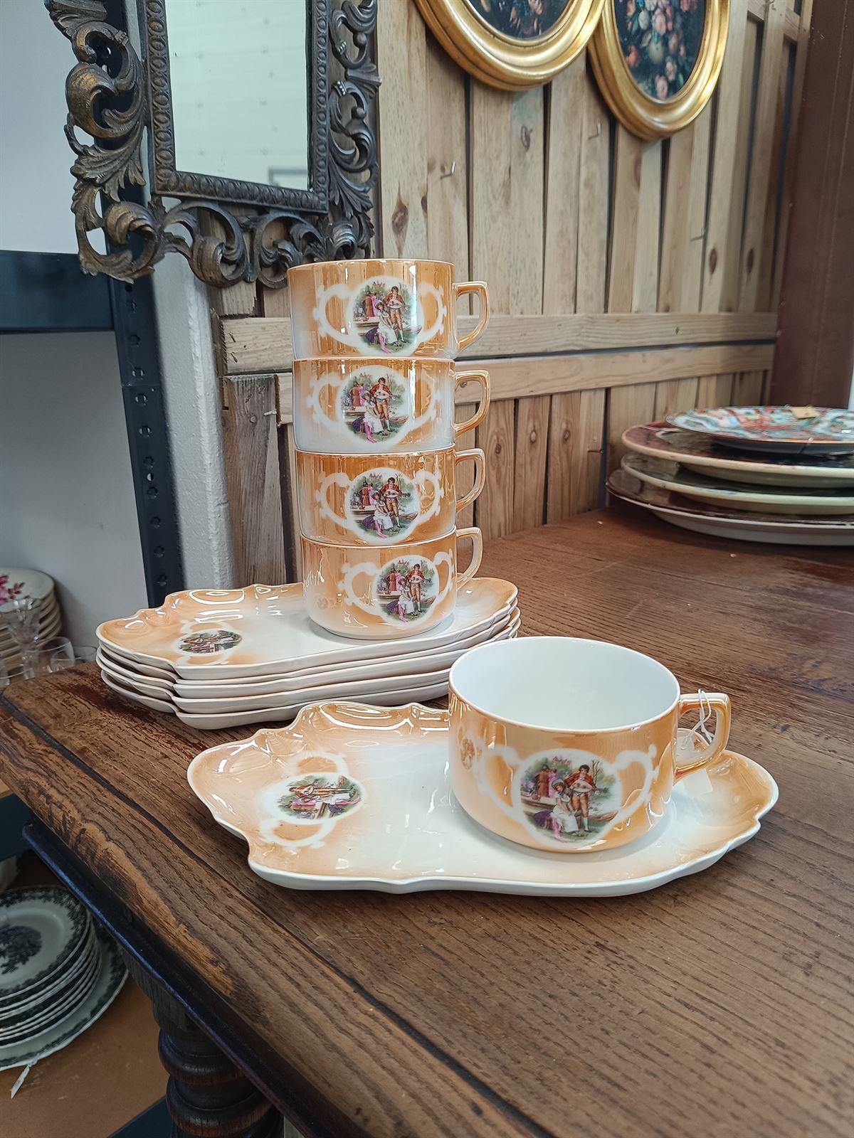 Juego de tazas con bandeja porcelana - Imagen 2