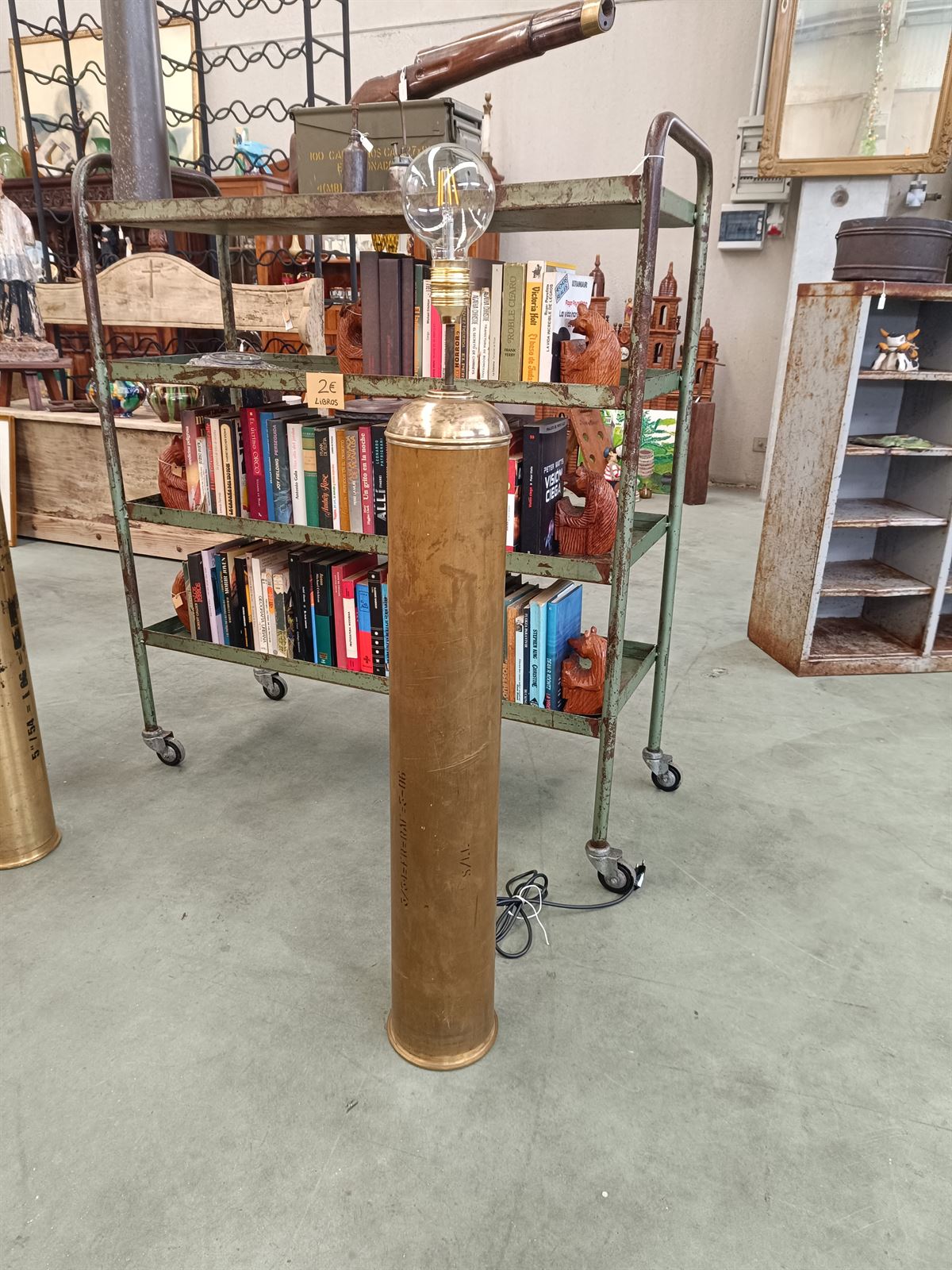 Lámpara arte militar - Imagen 1