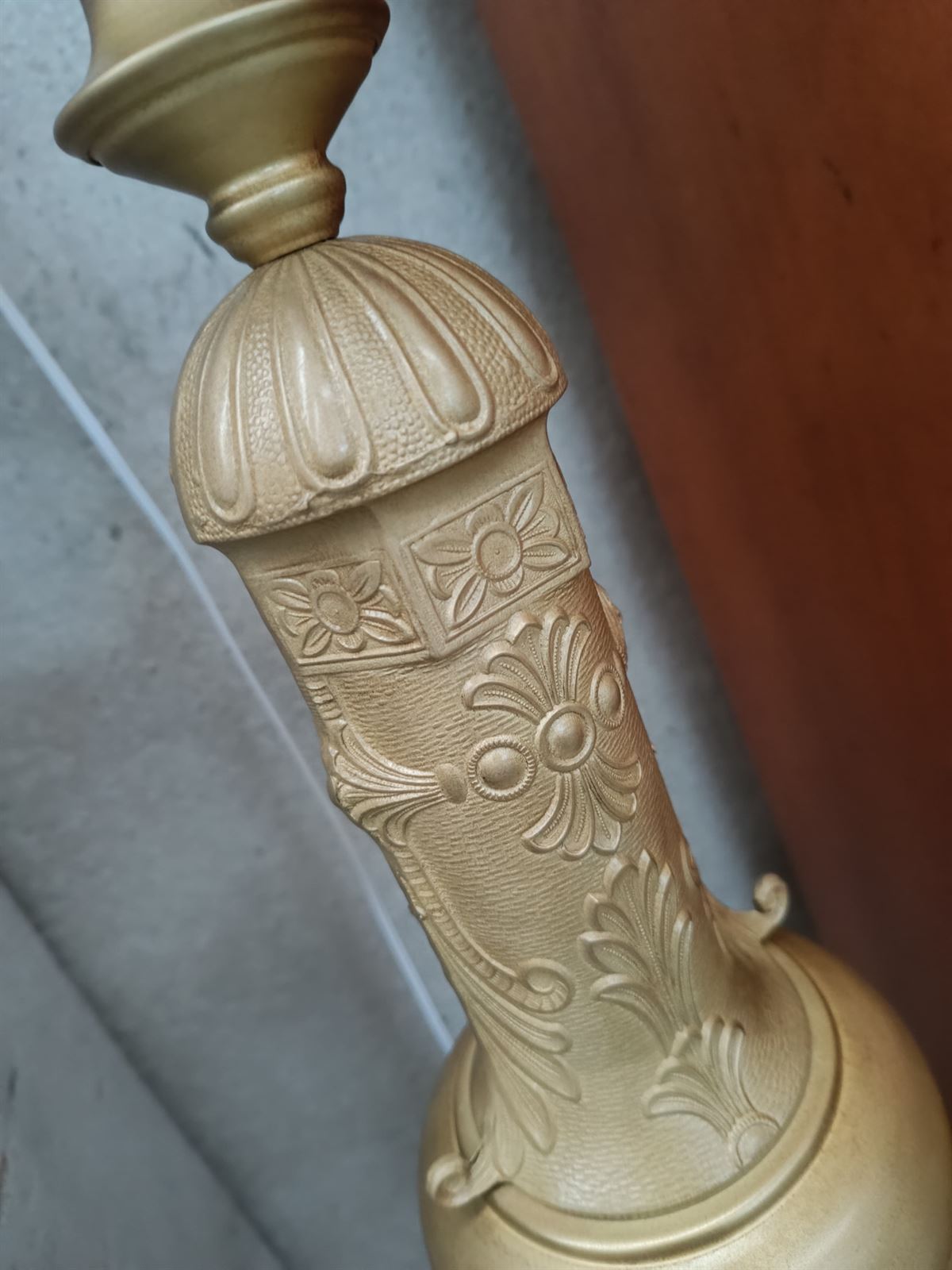 Lámpara de pié estilo francés - Imagen 3