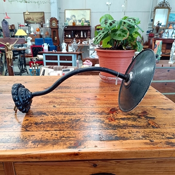 Lámpara negra industrial - Imagen 1