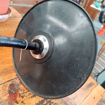 Lámpara negra industrial - Imagen 2