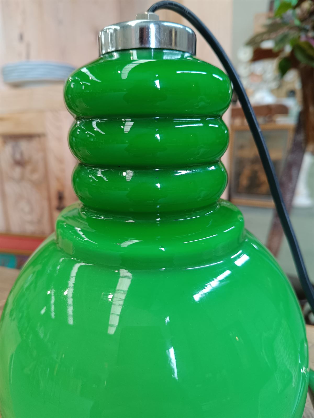 Lámpara opalina verde pop - Imagen 3