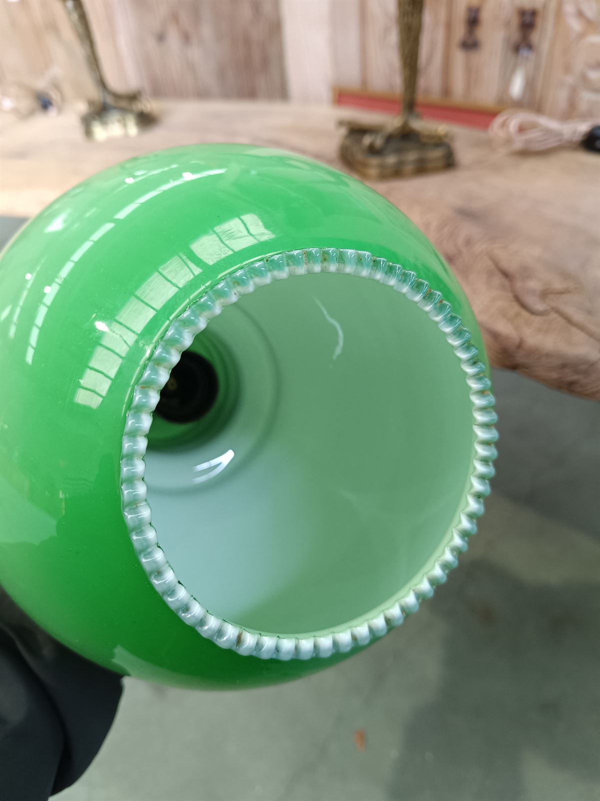 Lámpara opalina verde pop - Imagen 5