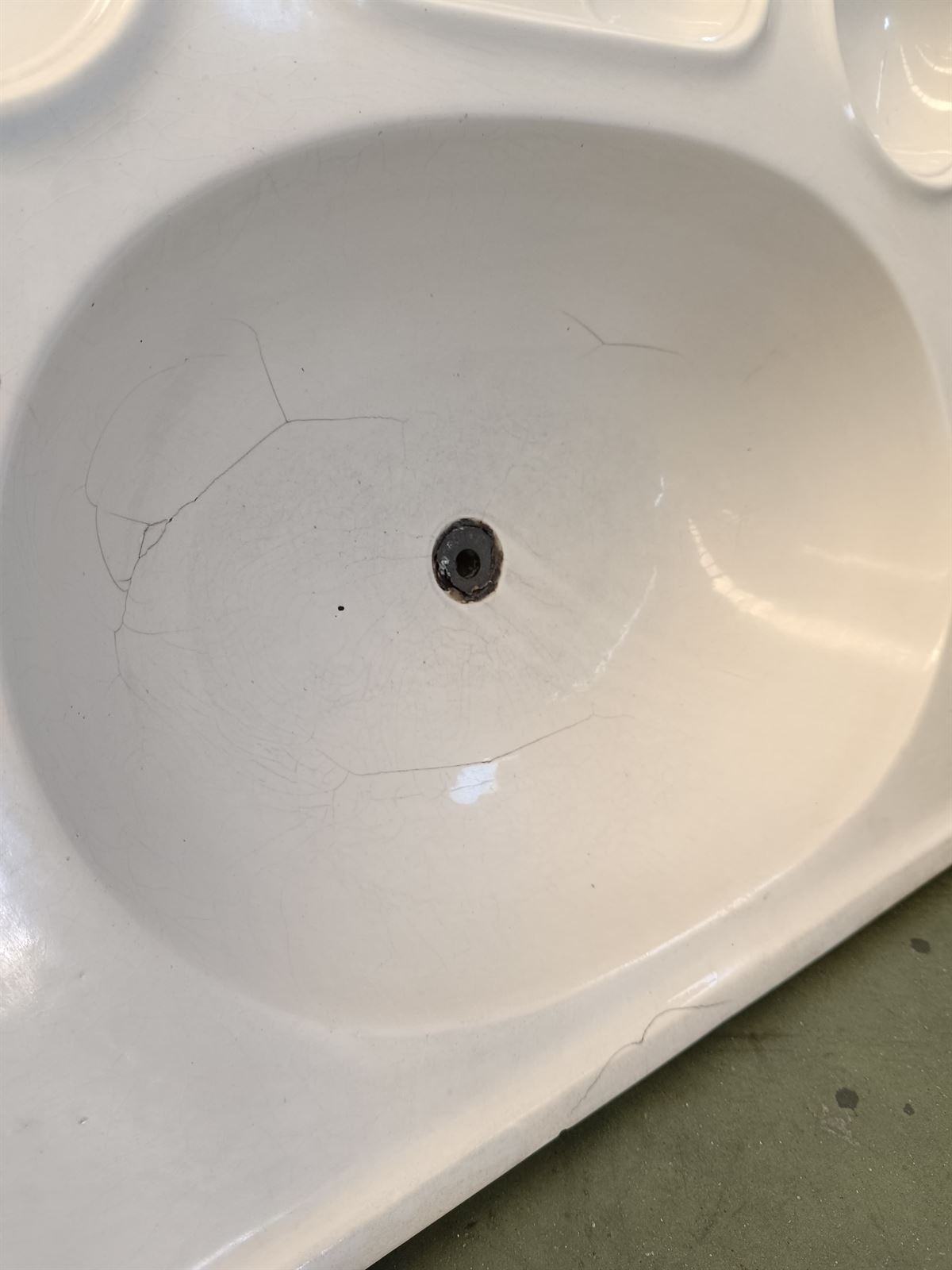 Lavabo antiguo de cerámica - Imagen 6