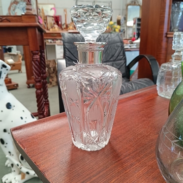 Licorera botella de cristal tallado y plata - Imagen 1