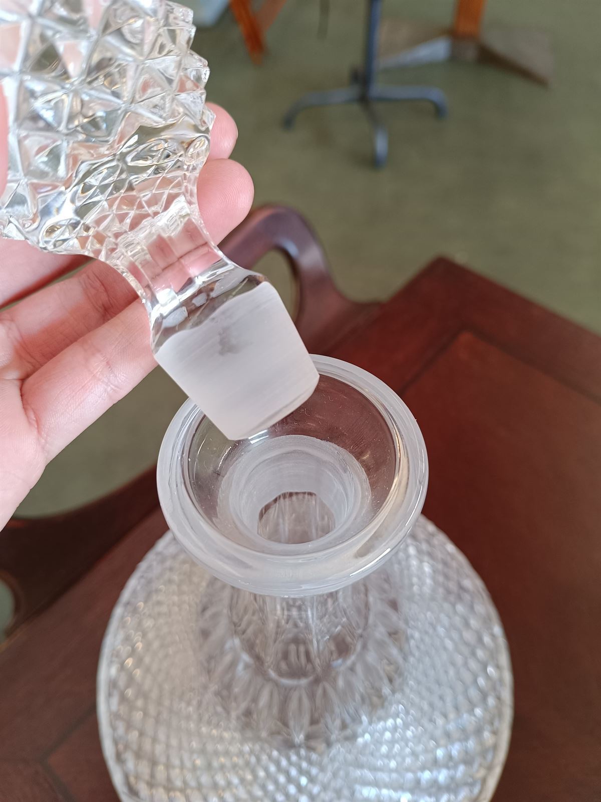 Licorera de cristal tallado - Imagen 5