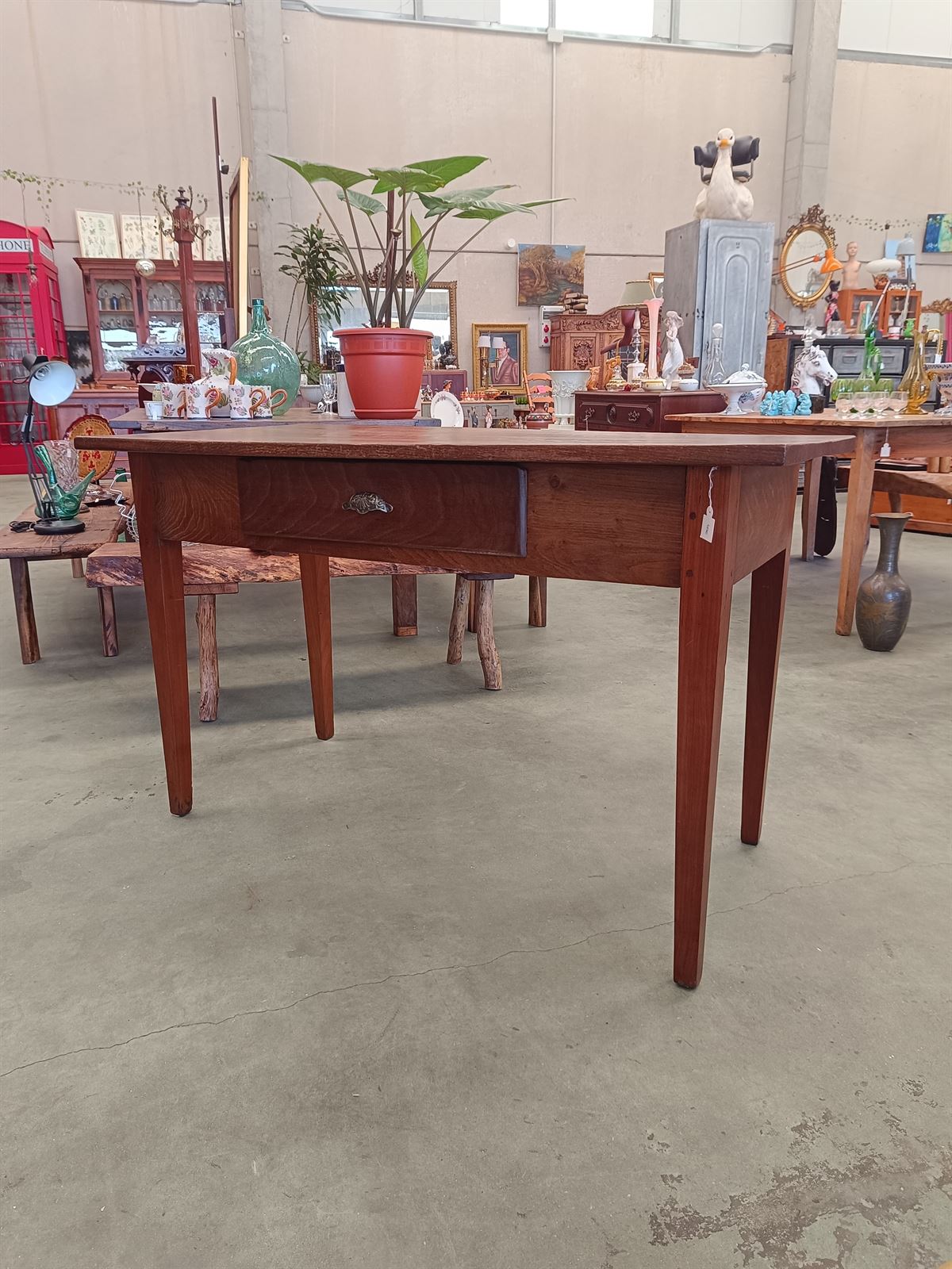 Mesa antigua gallega en madera de castaño - Imagen 1