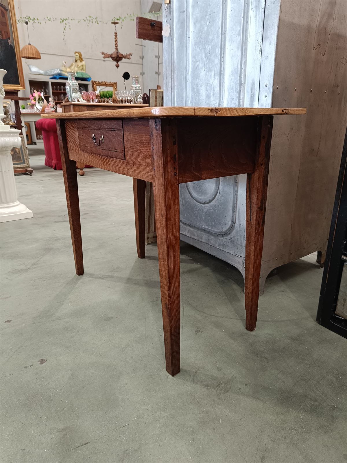 Mesa auxiliar antigua de madera de castaño - Imagen 8