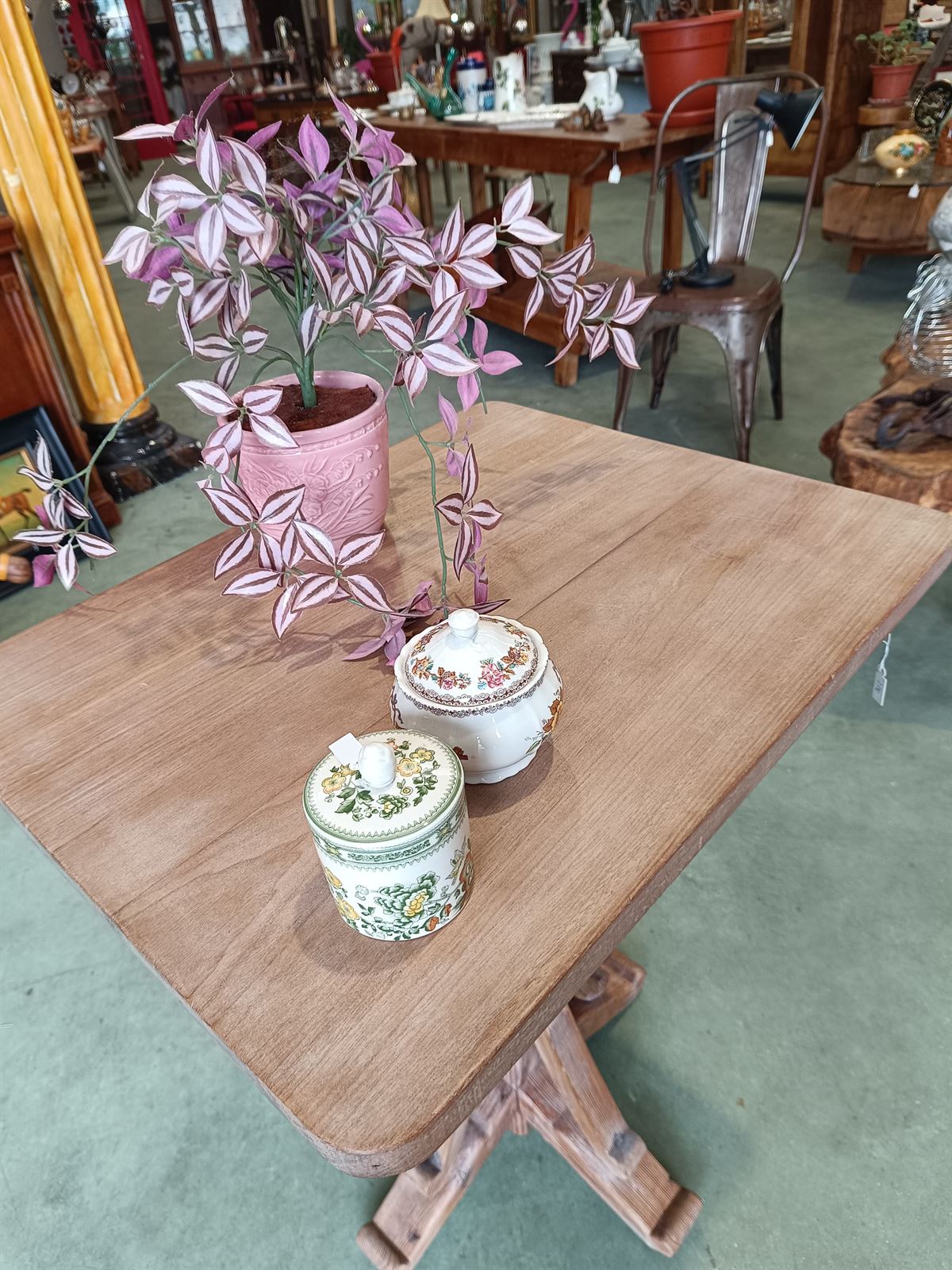 Mesa auxiliar años 40 de madera - Imagen 2