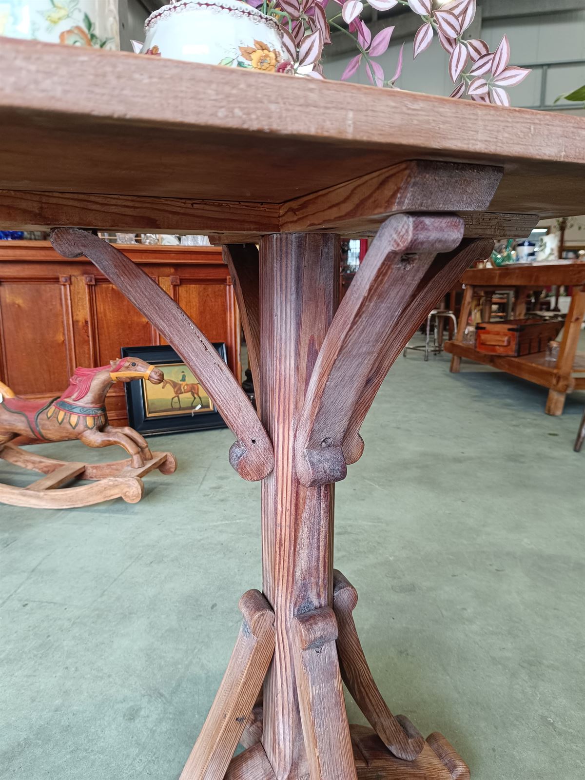 Mesa auxiliar años 40 de madera - Imagen 4