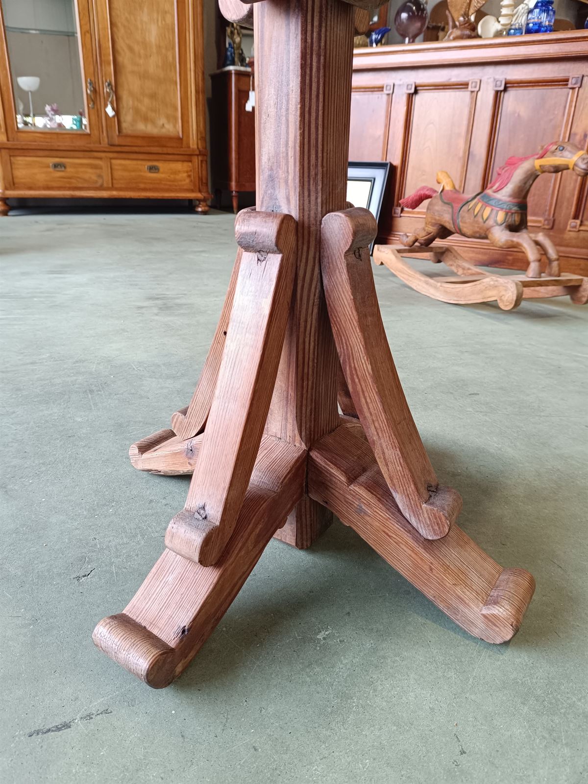 Mesa auxiliar años 40 de madera - Imagen 5