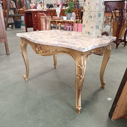 Mesa auxiliar dorada vintage en mármol y madera - Imagen 1