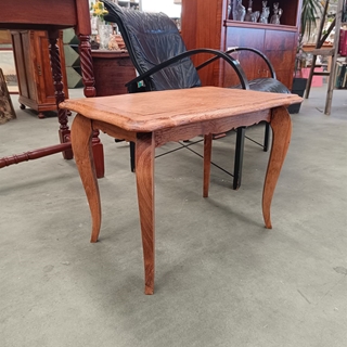 Mesa auxiliar en madera de roble - Imagen 1