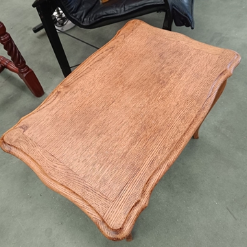 Mesa auxiliar en madera de roble - Imagen 2