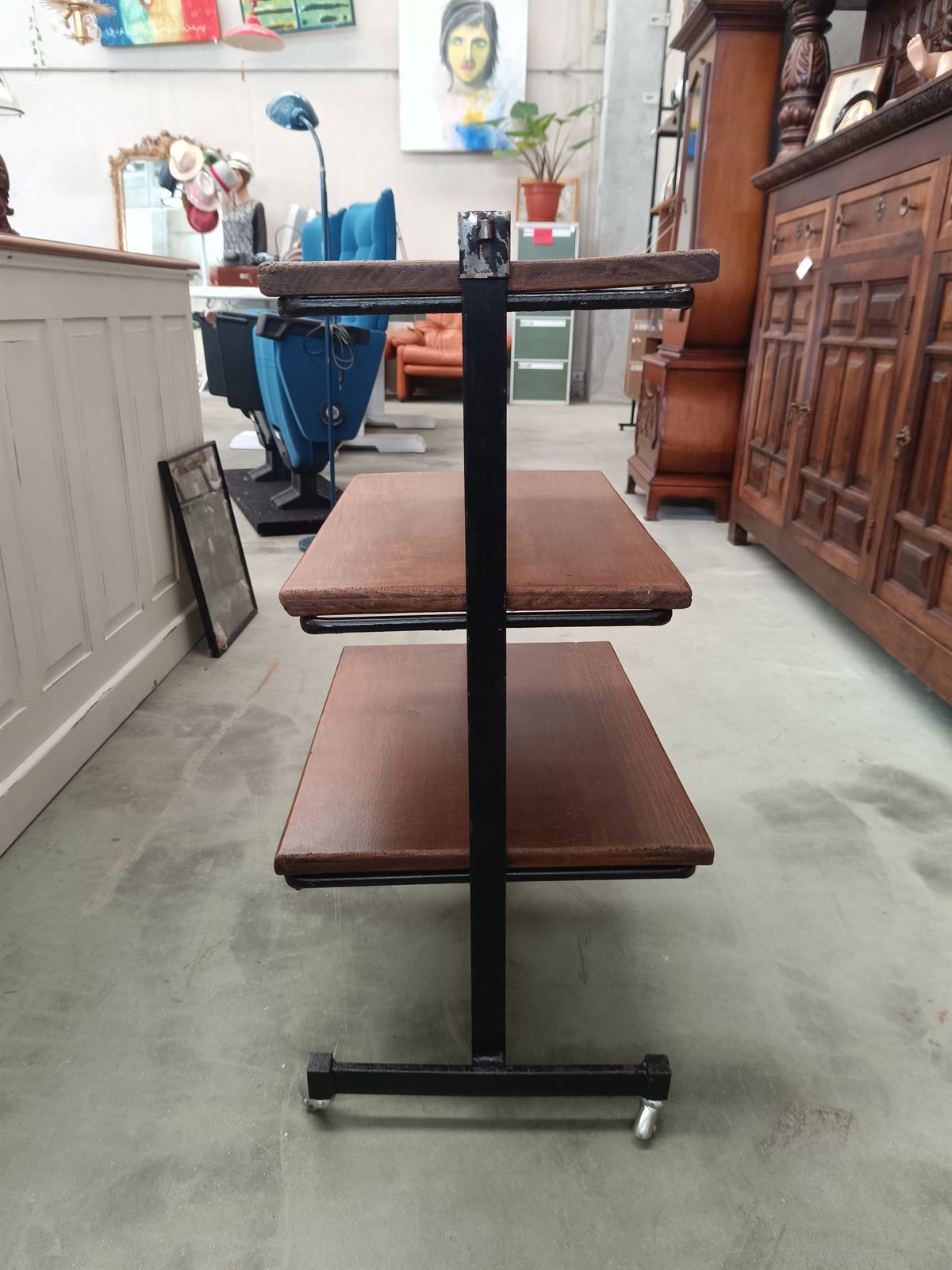 Mesa auxiliar estantería industrial - Imagen 5